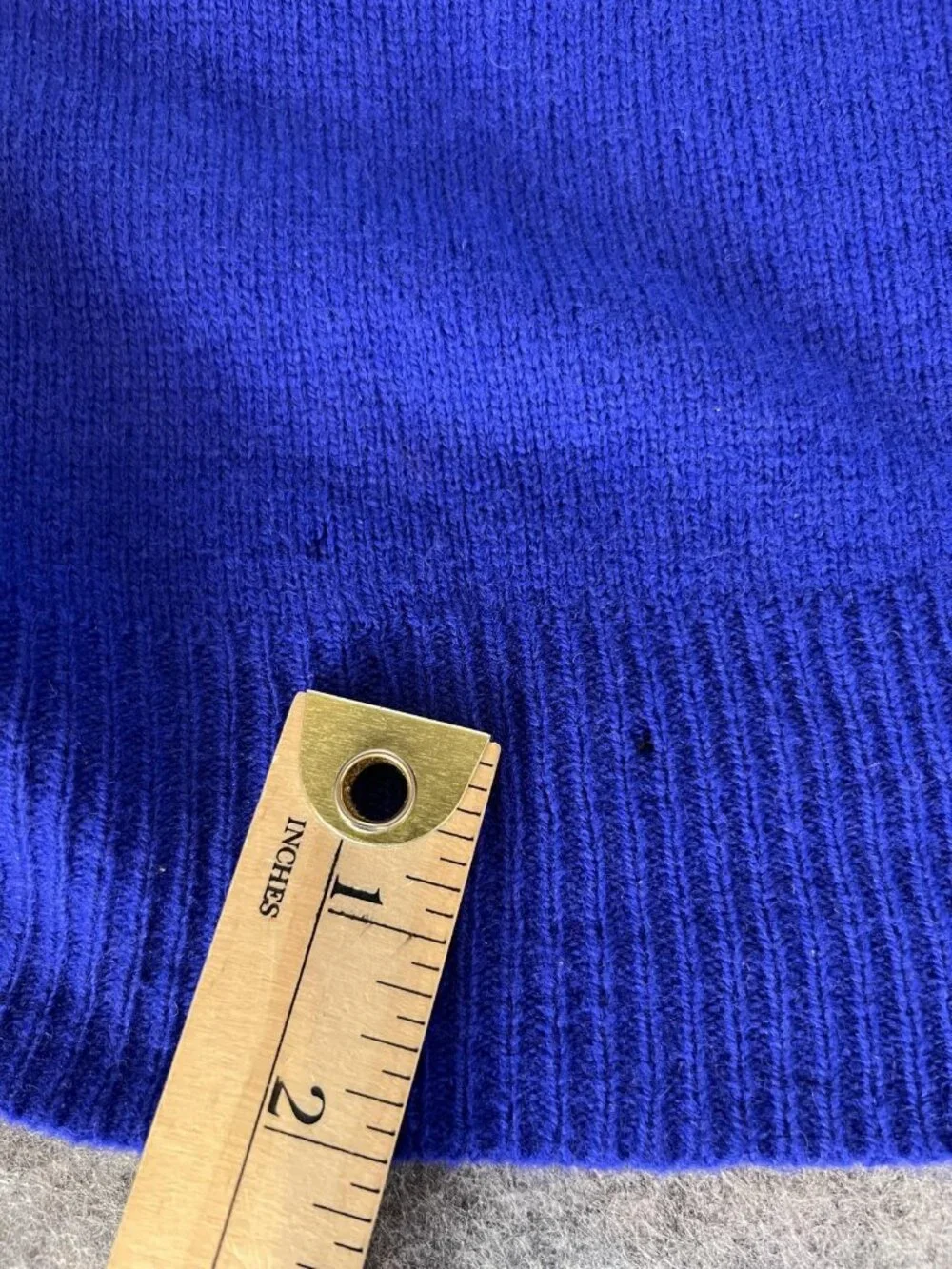 Polo Ralph Lauren Mens XL Blue Lambswool V-Neck Sweater With Red Logo